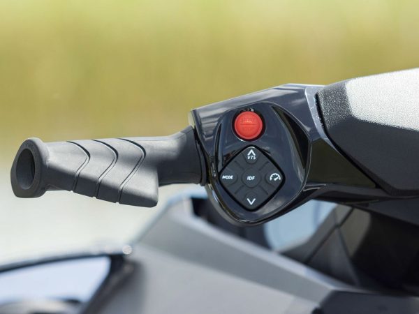Sea-Doo GTX LIMITED (2024) - Image 4