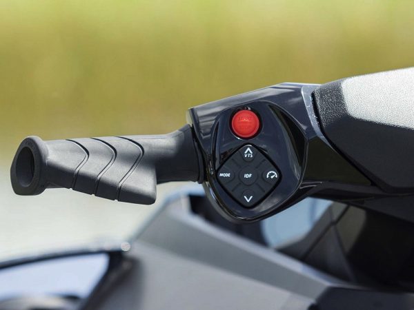 Sea-Doo GTI SE 170 (2024) - Image 2